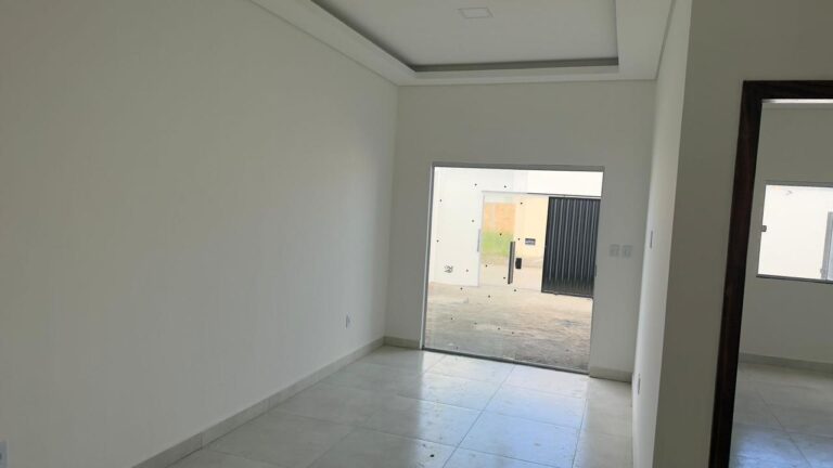 WhatsApp Image 2025-11-05 at 17.48.50 (1)