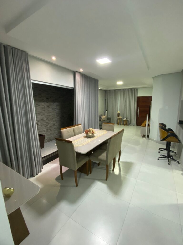 WhatsApp Image 2025-11-07 at 15.31.55 (1)