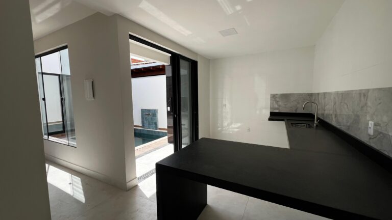 WhatsApp Image 2025-11-18 at 12.54.33 (1)