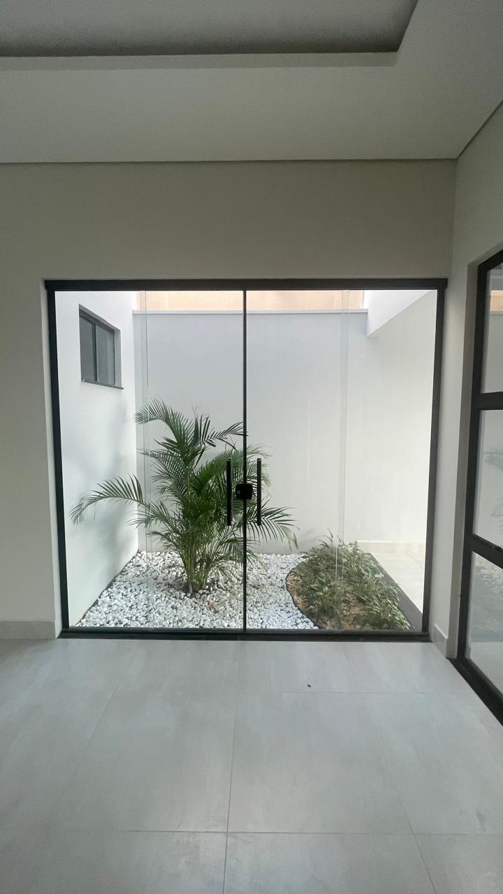 WhatsApp Image 2025-11-18 at 13.22.23 (2)